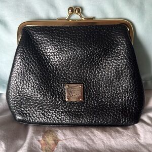 Dooney & Bourke clutch